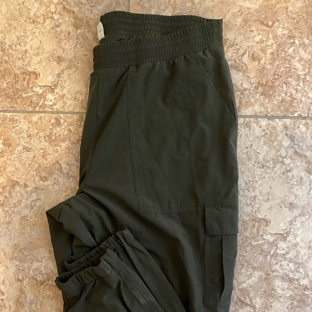 old navy slick cargo joggers
